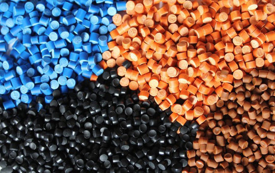 Elastomero termoplastico libero K300 del TPE di resistenza al fuoco dell'alogeno per produzione del cavo
