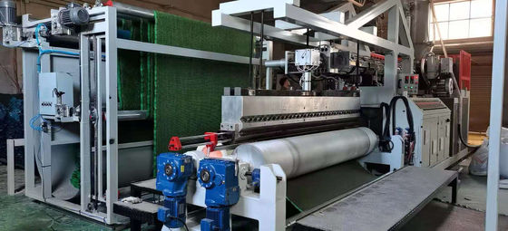 macchina del fondo di tappeto del rivestimento del PE del TPE di 2.6M per erba artificiale